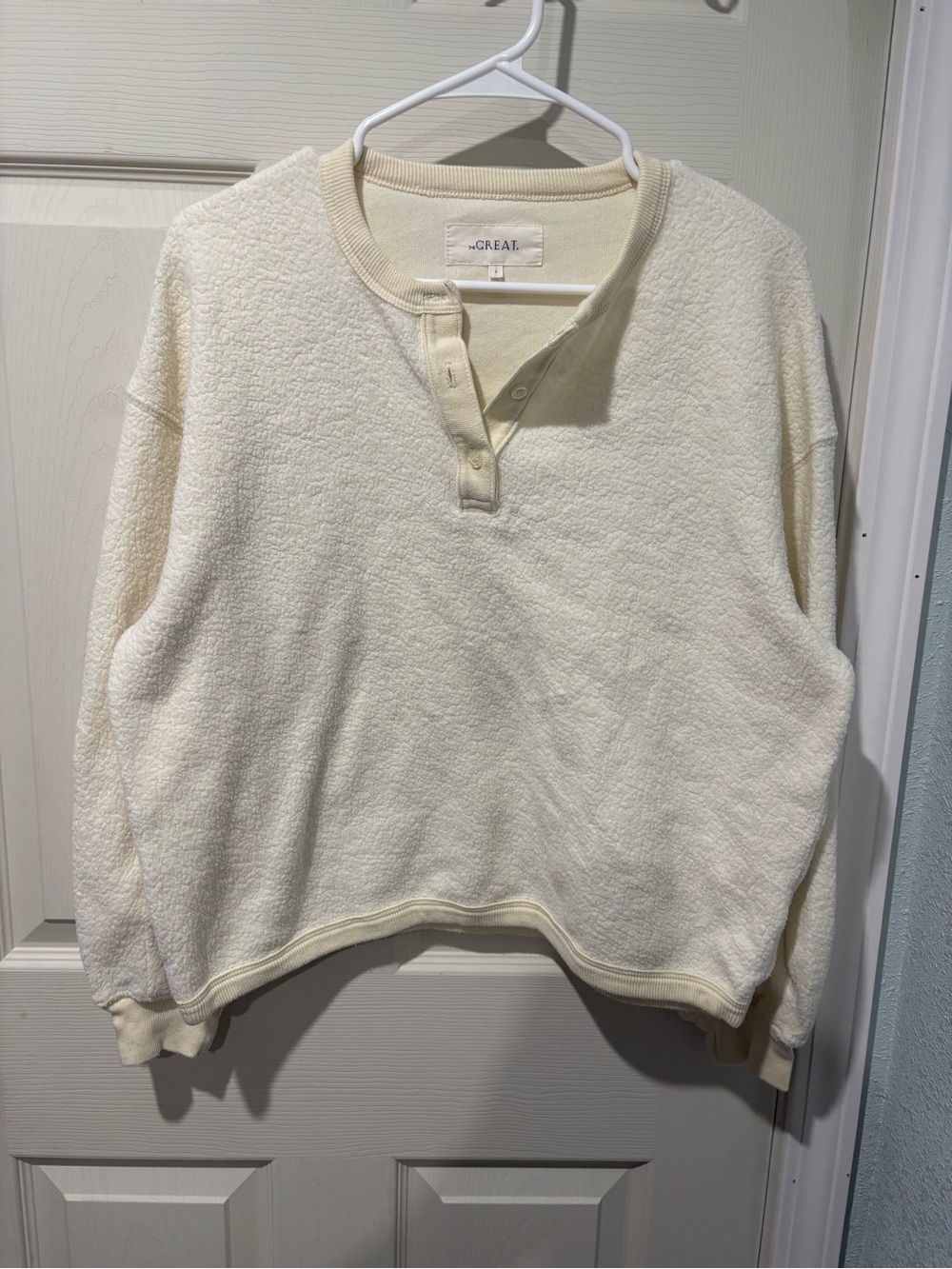 THE GREAT. Fleece Slouch Henley sweatshirt
